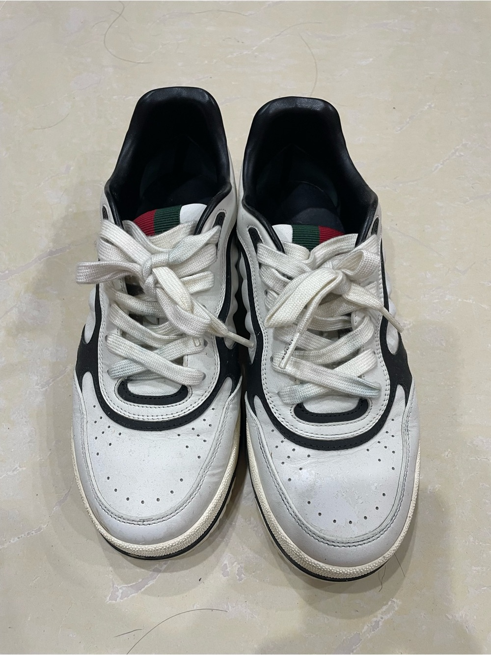 Gucci White, Black and Green Low-Top Sneakers